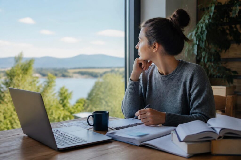 Fernstudium oder Web Based Training: Welches Lernformat passt zum Ziel